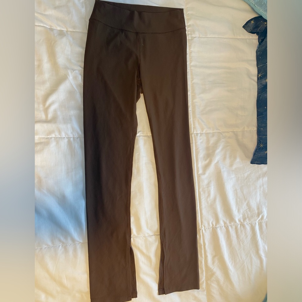 Brown Ribbed Leggings